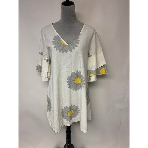 Miss Look Dresses & Skirts - Miss Look Mini Dress Daisy Floral Whimsical Classis Causal Summer Womens SZ L